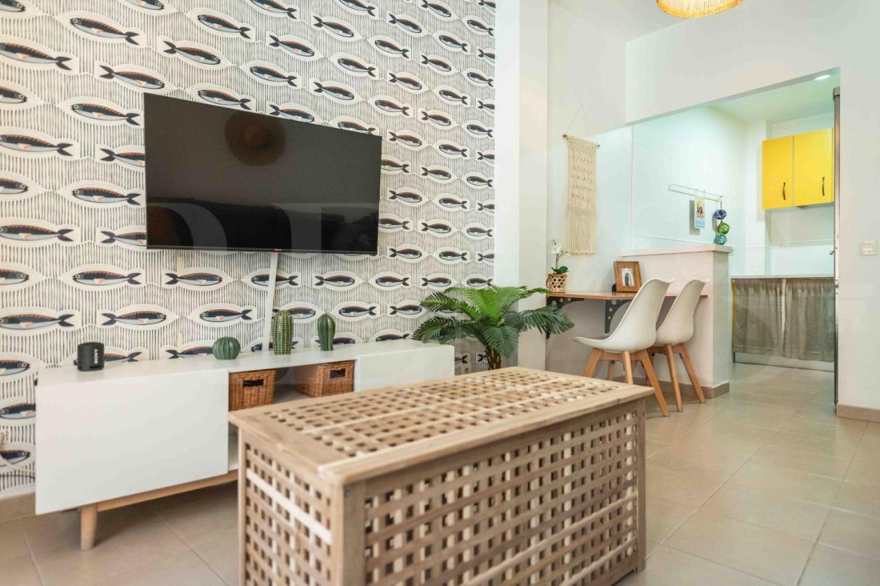 Bright Apartment Near The Historic Center By Rems Malaga Bagian luar foto