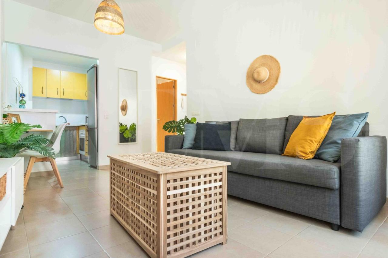 Bright Apartment Near The Historic Center By Rems Malaga Bagian luar foto