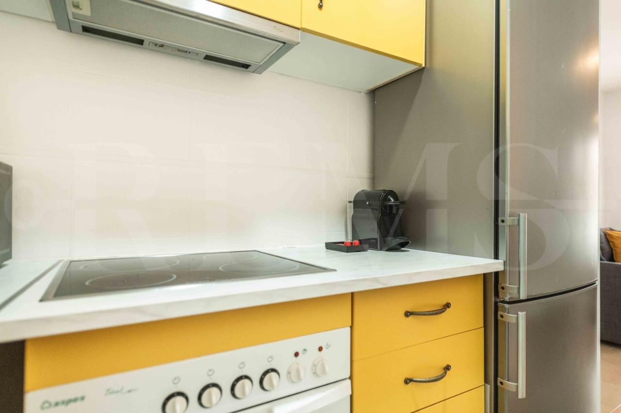 Bright Apartment Near The Historic Center By Rems Malaga Bagian luar foto