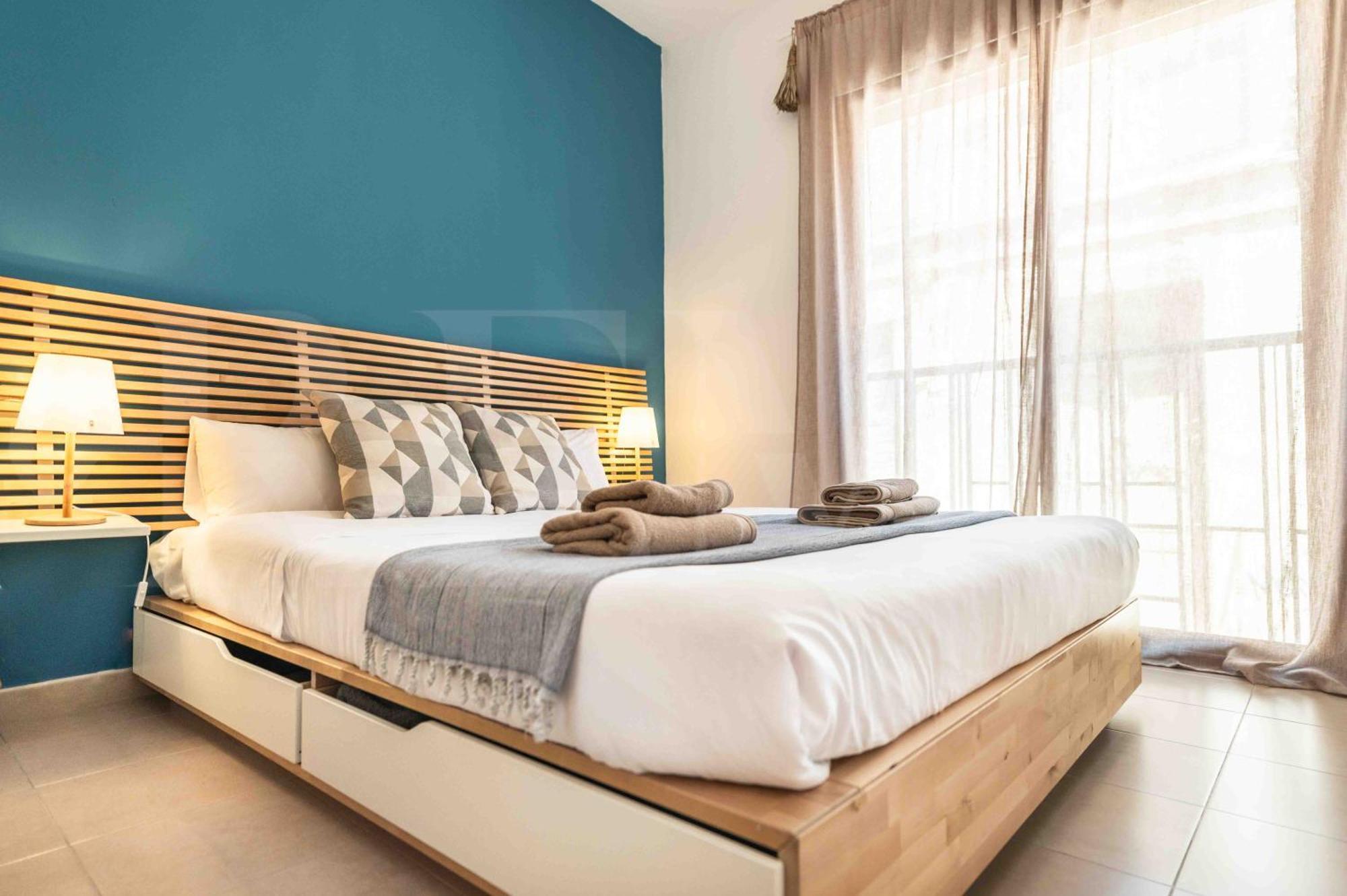 Bright Apartment Near The Historic Center By Rems Malaga Bagian luar foto